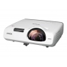 Epson EB-520 XGA Proyector 3LCD - 2700 lúmenes Corta Distancia